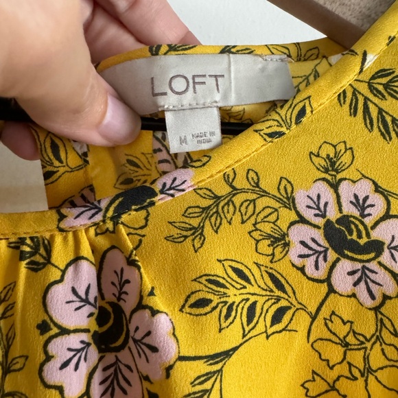 Yellow Flow-y Ruffle Cap Sleeve Dress, Size M - Picture 3 of 3